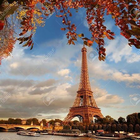 Отель Tour Eiffel Париж Экстерьер фото